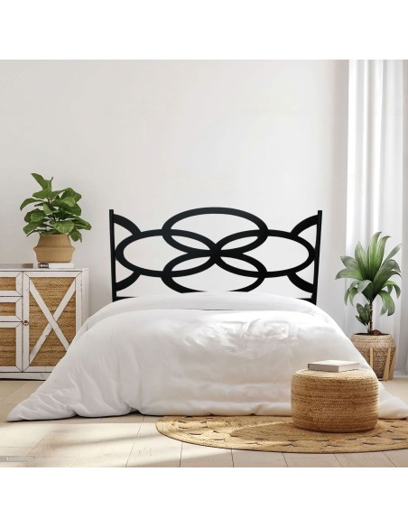 Cabecero de forja Tui en color negro para cama de 150 cm